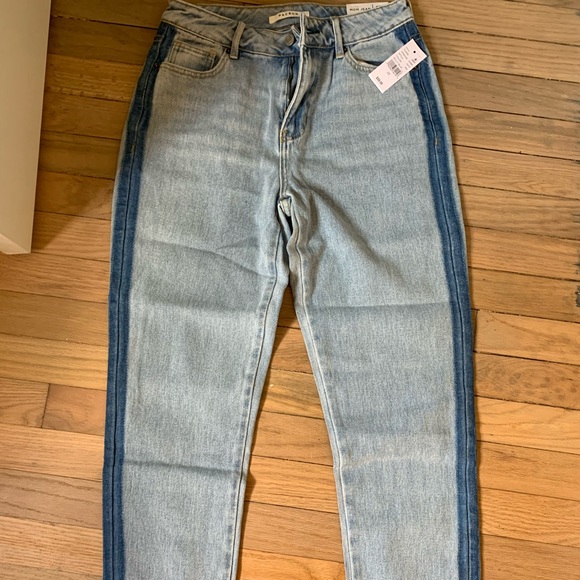 Brand new jeans with stripe along side - Picture 2 of 4